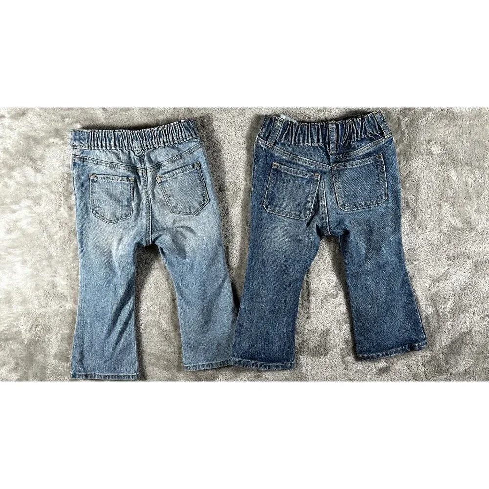 ✨ Bundle of TWO adorable Old Navy toddler flare jeans in size 2T! ✨
